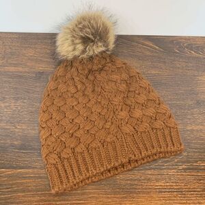 Women's Brown Cream One Size Cable Knit Soft Faux Fur Pom Pom Winter Bea…